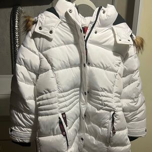 Women’s Plus Size White Quilted Puffer Canada Weather Gear Parka Size 2x. NWOT